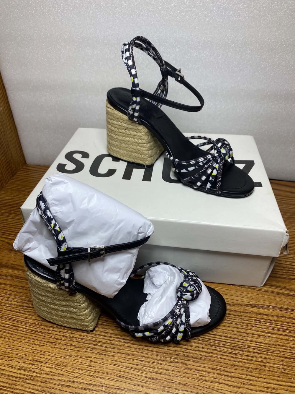 Schutz Womens Dahira Black Gingham Daisy Print Espadrille Block Heel Sandals 7